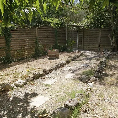 Apartmán T3 Avec Jardin.